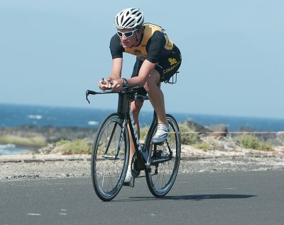 Timo Bracht y la Giant Tri/TT batiendo records